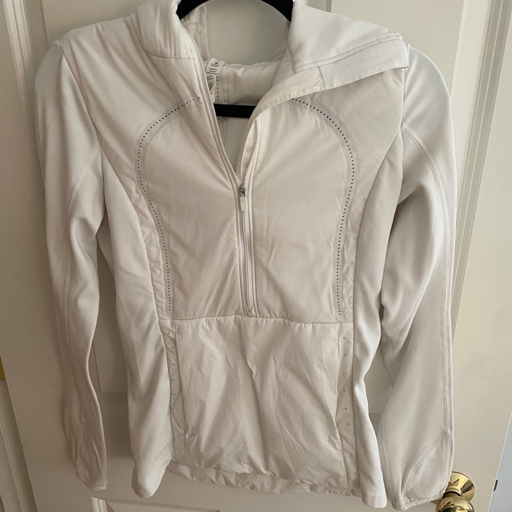 LULULEMON HALF ZIP UP